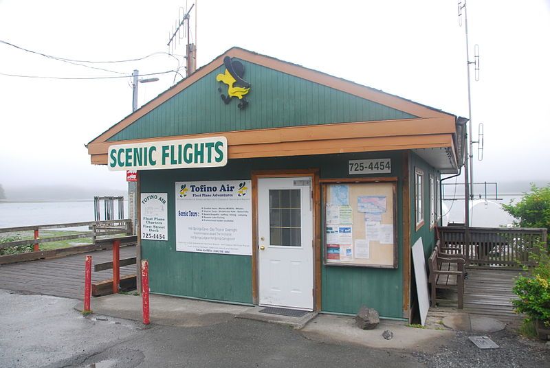 File:Tofino Air terminal.JPG