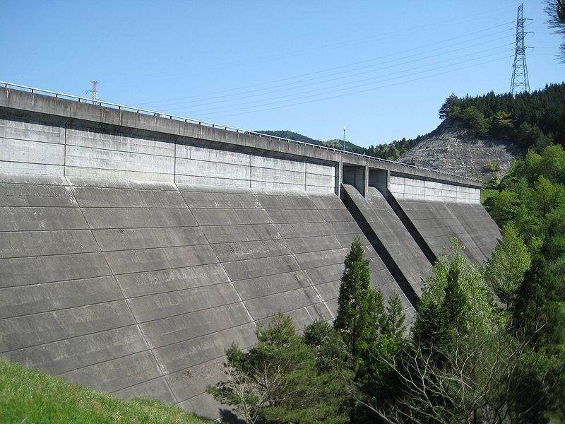 File:Tominaga Dam.jpg