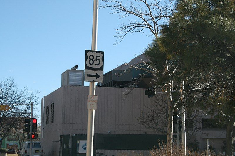 File:US-85-sign-albuquerque.jpg