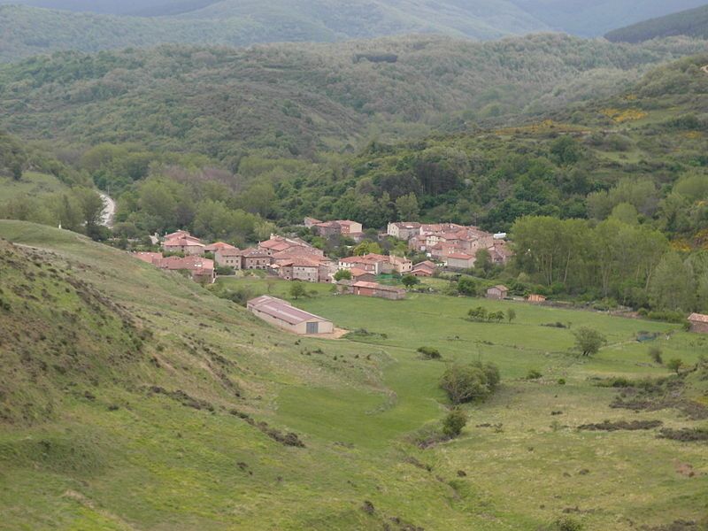 File:Valmala20140519121223SAM 5482.jpg