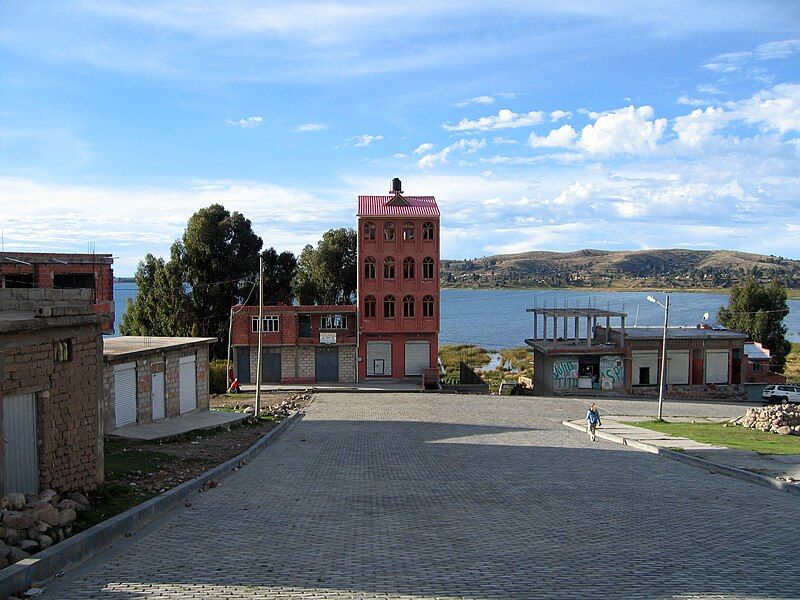 File:Bolivia Copacabana Titicaca.jpg