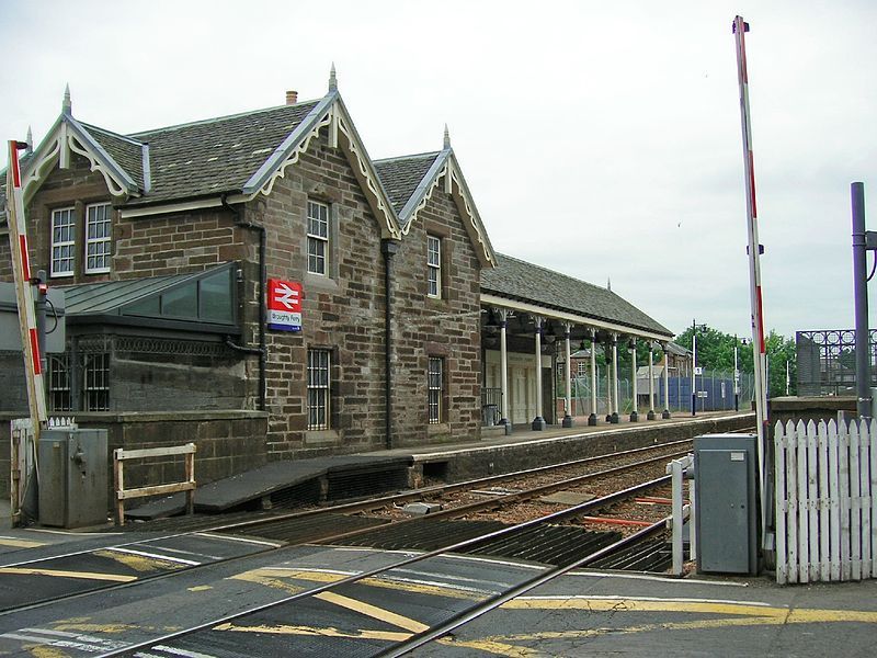 File:Broughty Ferry Station.jpg