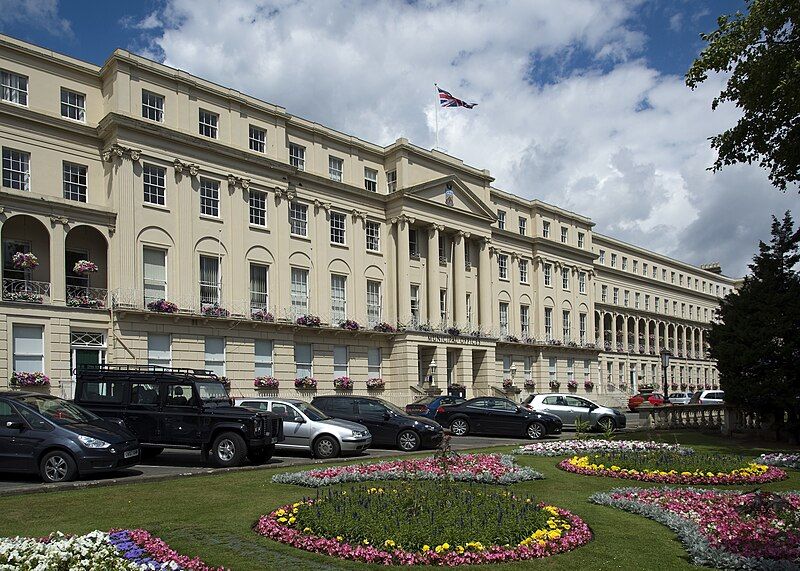 File:Cheltenham Municipal Offices.jpg