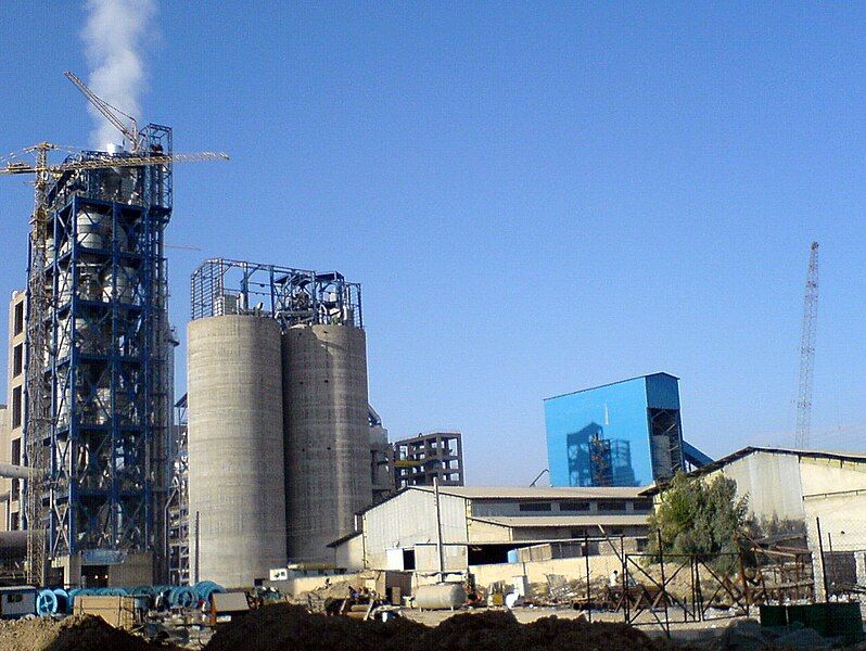 File:Haftkel cement plant.JPG