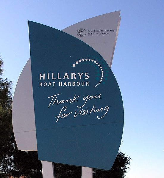 File:HillarysBoatHarbourSign.jpg