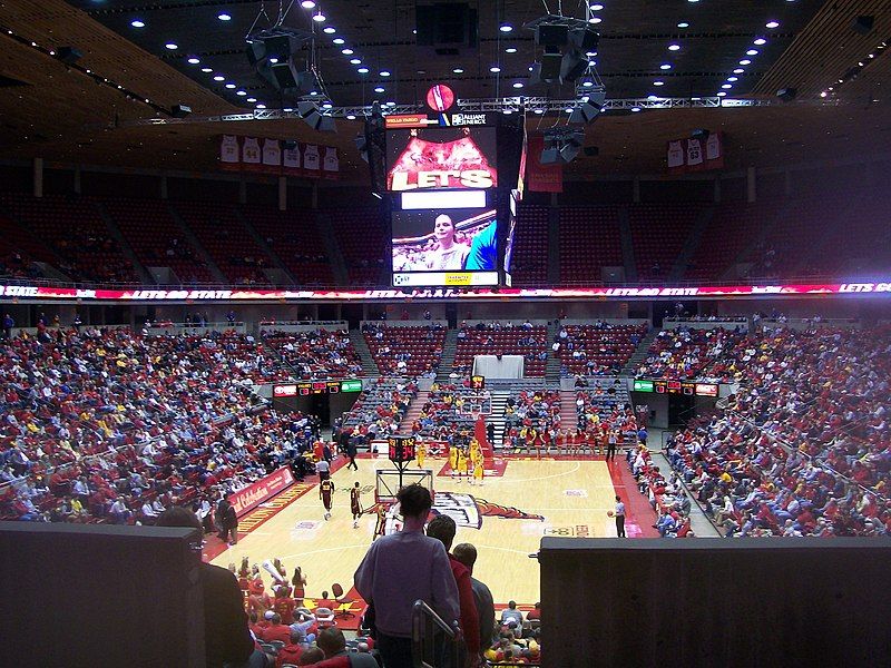 File:Hilton basketball.jpg