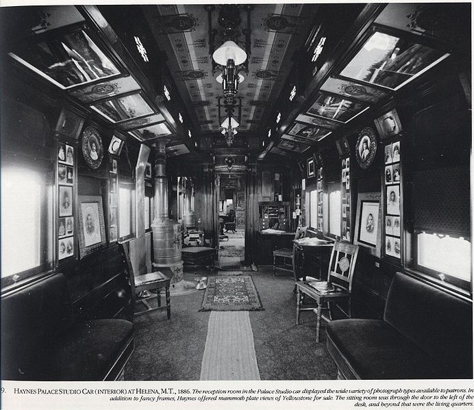 File:InteriorHaynesPalaceStudioCar1886.jpg