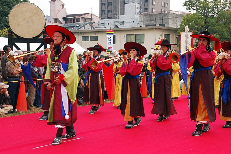 File:Korean.Music-Parade-01.jpg