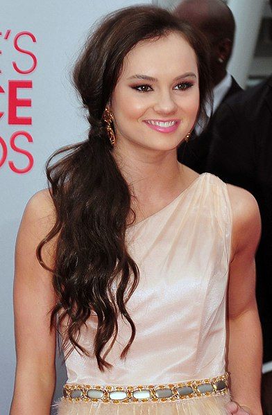 File:Madeline Carroll 2012.jpg