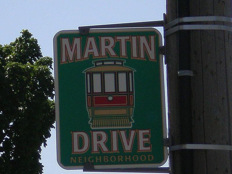 File:MartinDriveSign.JPG