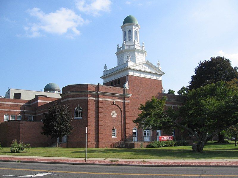 File:NorwalkCTCityHallFront09032007.JPG