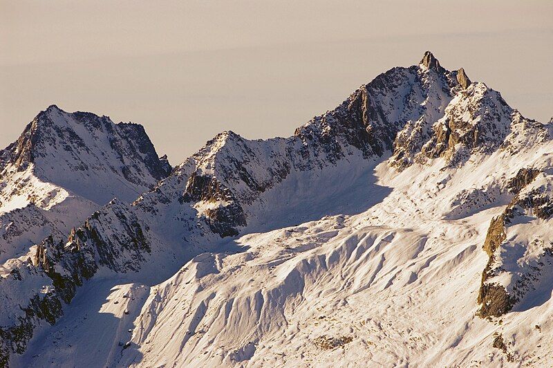 File:Pizzo Rotondo.jpg