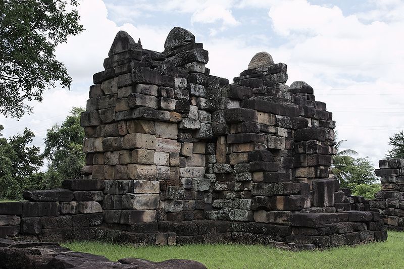 File:Prasat Muang Khao-006.jpg