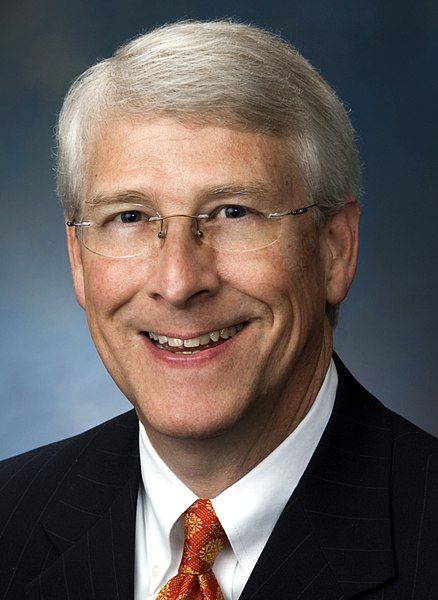 File:SenatorRogerWicker(R-MS) (cropped).jpg