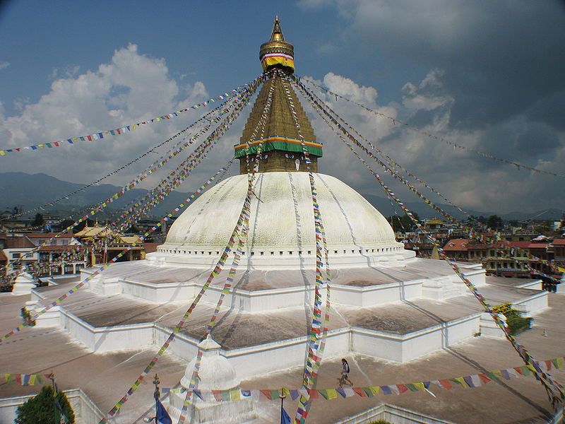 File:Stupa in bodnath.jpg