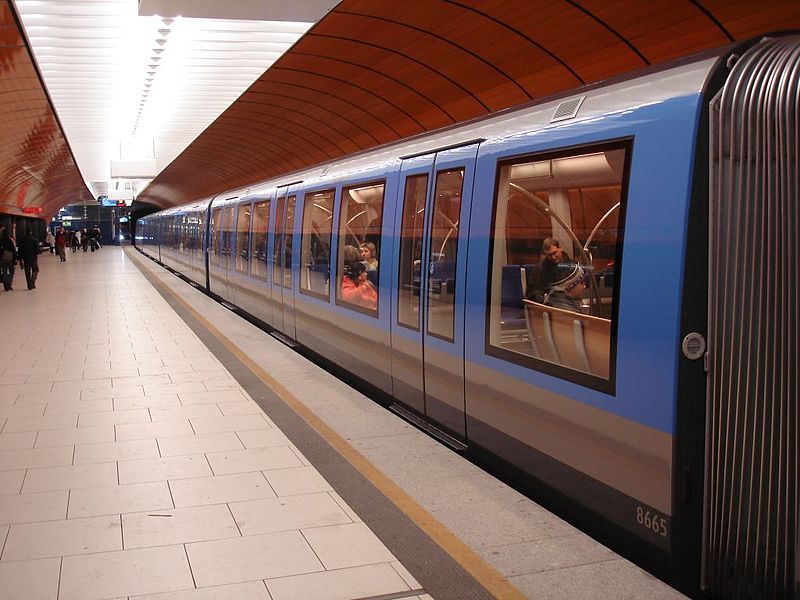 File:U-Bahn München (503181904).jpg