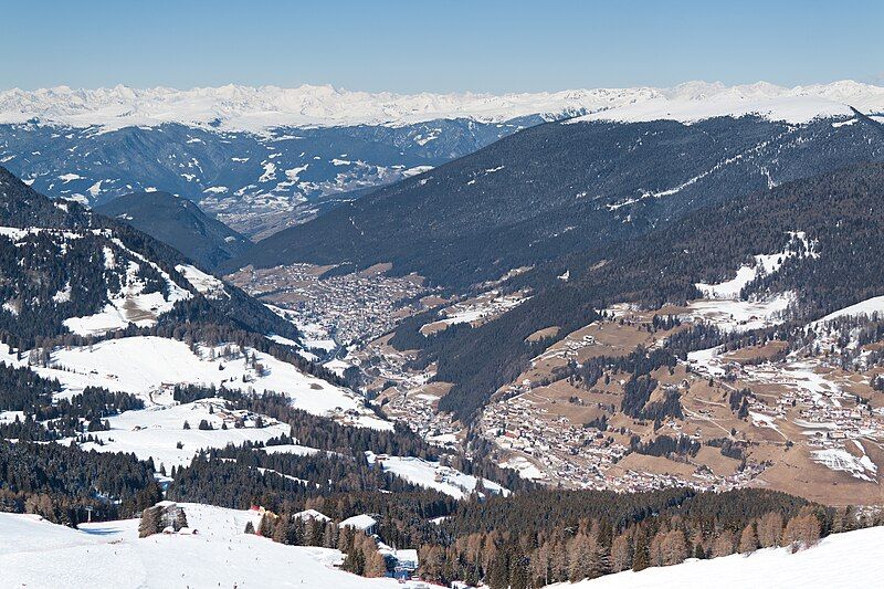 File:Val Gardena.jpg