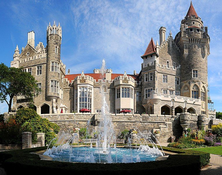 File:Casa Loma (23170005321).jpg