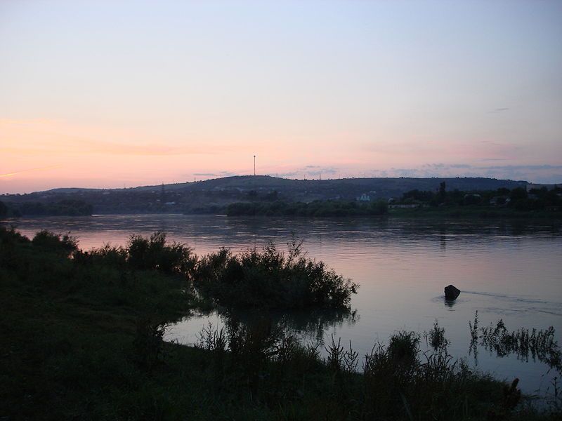 File:Dniester twilight.jpg