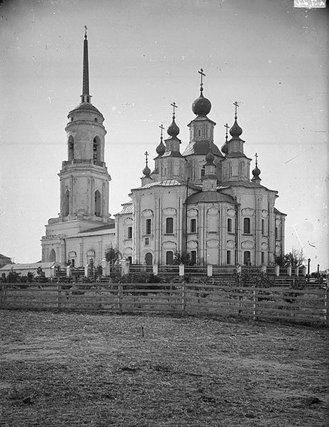 File:Dubovka Church.jpg