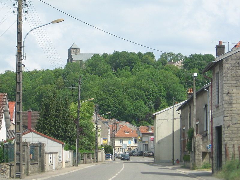 File:Dun-sur-Meuse 4juni2006 052.jpg