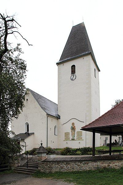 File:Eschenau - Kirche.JPG