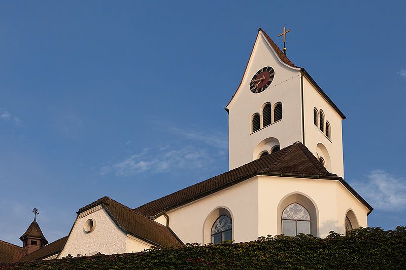 File:Flumenthal-Pfarrkirche-1.jpg