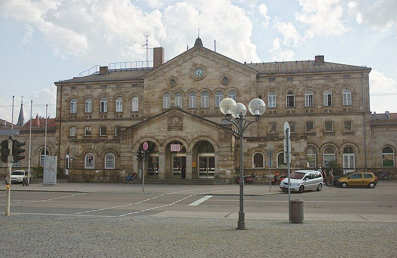 File:Fuerth Hauptbahnhof 3.jpg