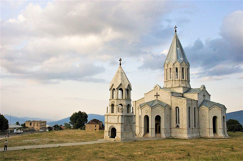 File:Ghazanchetsots Cathedral 01.jpg