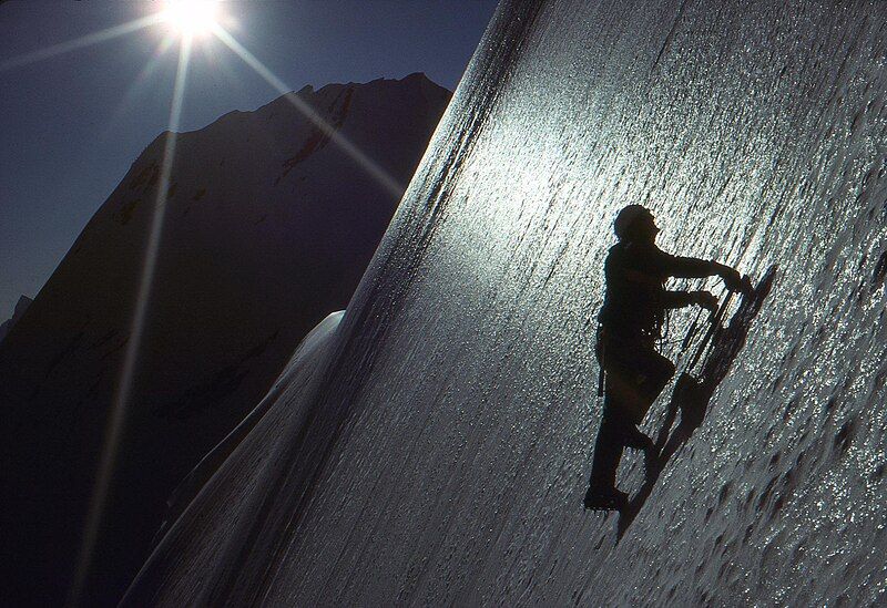 File:Ice Climbing.jpg