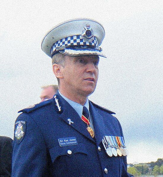 File:Ken Jones.jpg