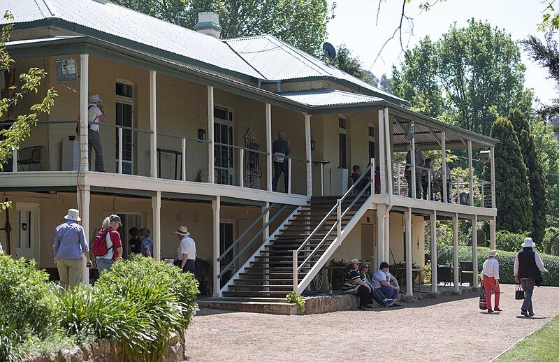 File:Lambrigg Homestead 300-1.jpg