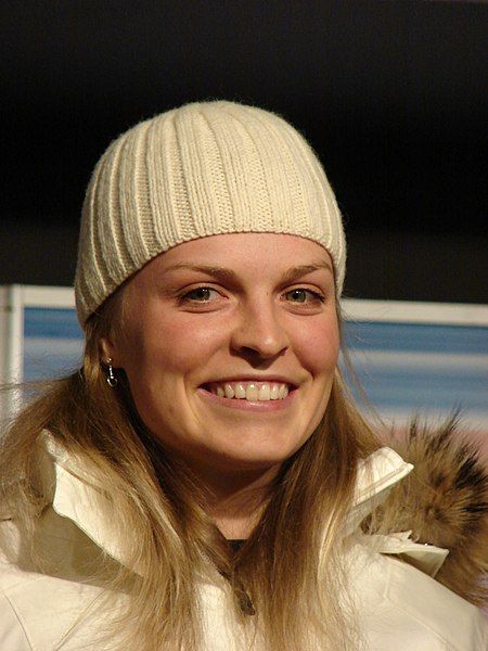 File:Manuela Moelgg.jpg