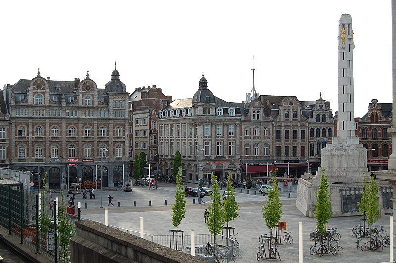 File:Martelarenplein Leuven 2008.jpg