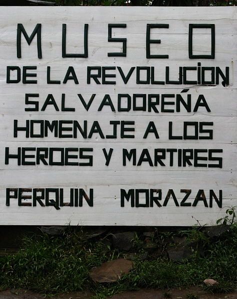 File:Museo Revolution.jpg