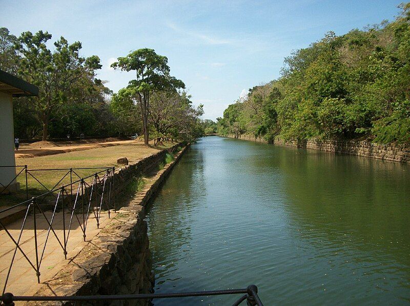 File:Sigiriya moat 2011.jpg