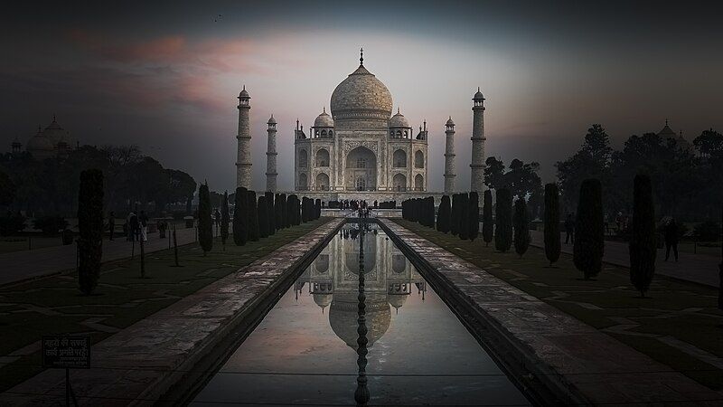 File:Taj Mahal sunrise.jpg