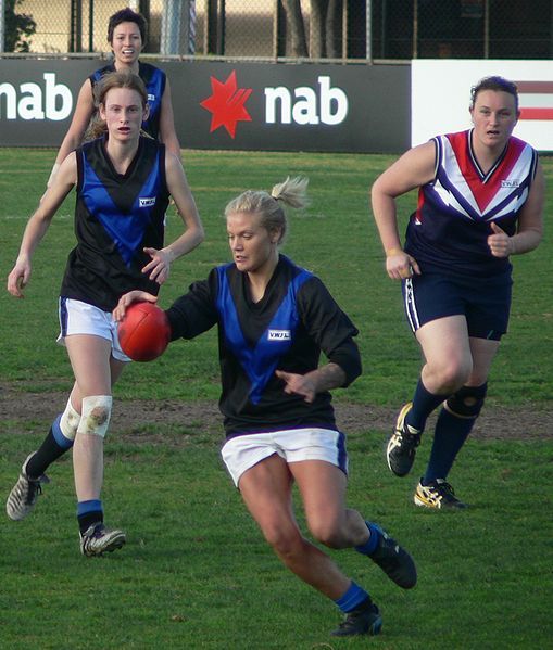 File:Women aussie rules.jpg