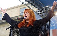 Wynonna performing at the Pentagon in 2004.