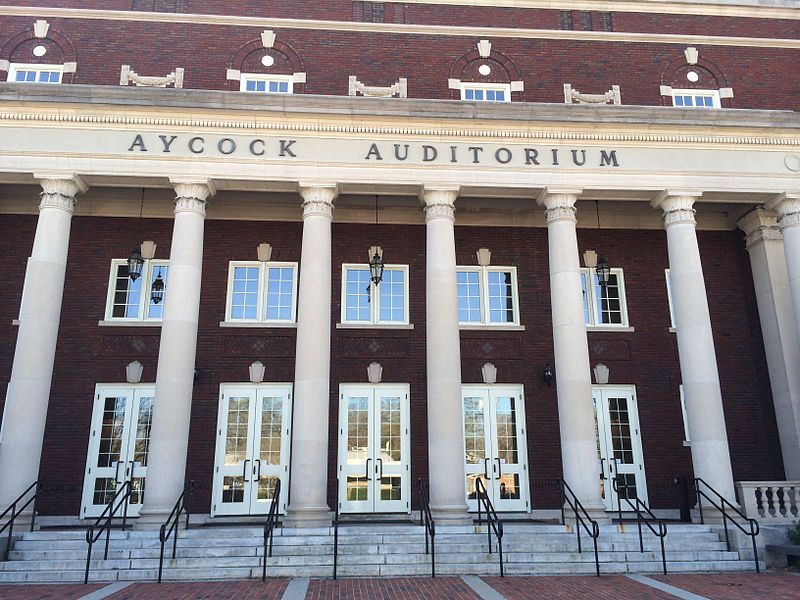 File:Aycock Auditorium.JPG