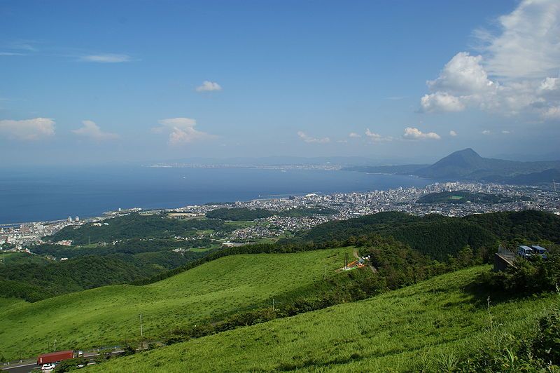 File:Beppu Bay.jpg