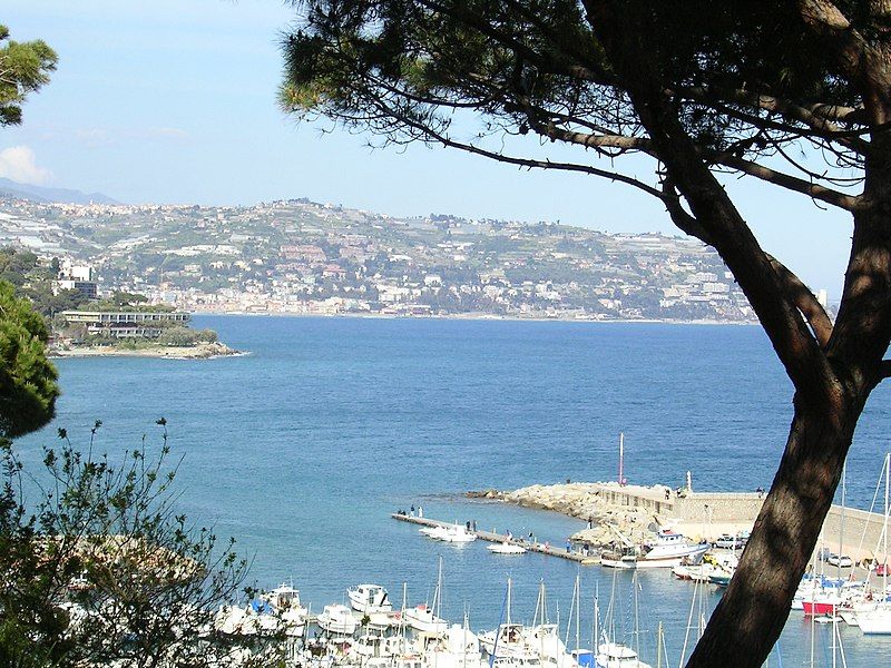 File:Bordighera 2.jpg