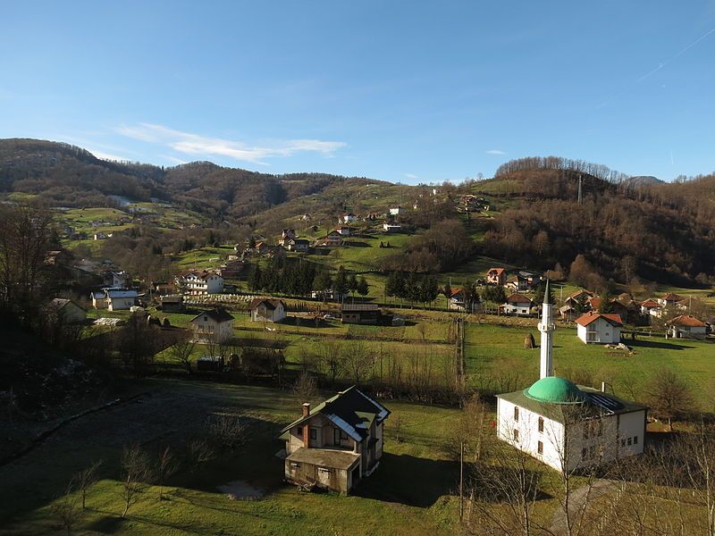 File:Brlošci - Mosquée.JPG