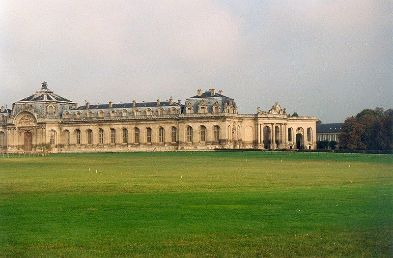 File:Chantilly Ecuries 01.jpg