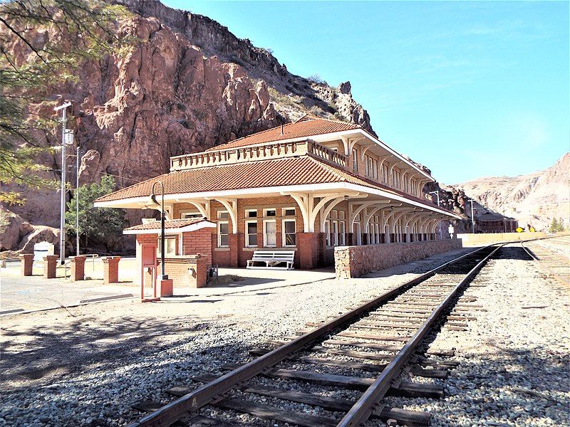 File:Clifton-Clifton Railroad Depot-1913-2.jpg