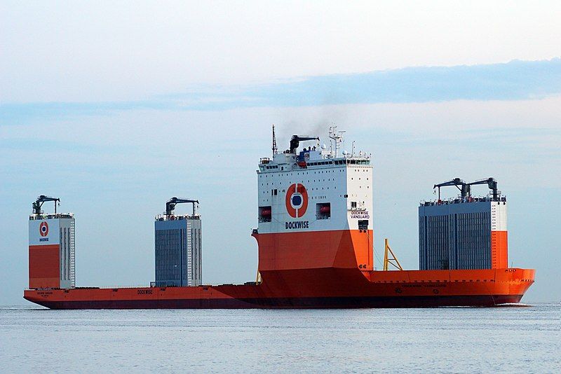 File:DOCKWISE VANGUARD (14834467231).jpg