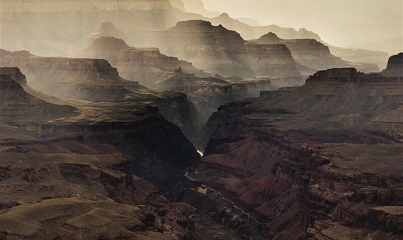 File:Grand Canyon Lightrays.jpg