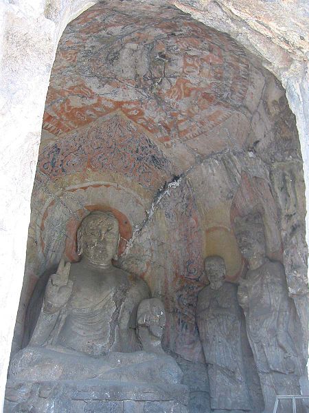 File:Longmen-binyang-north-cave-wideshot.jpg