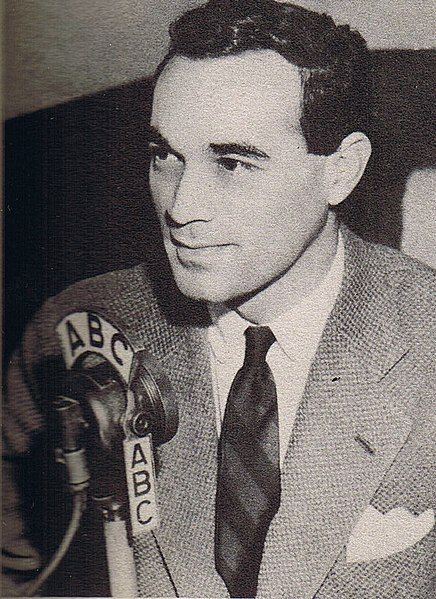 File:Martin Agronsky 1946.jpg