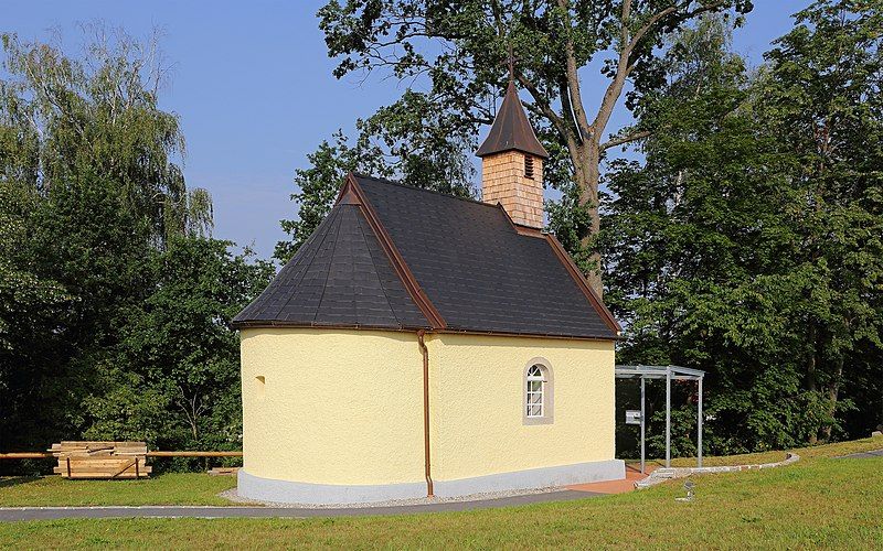 File:Ortskapelle Breitensee 2019-07.jpg